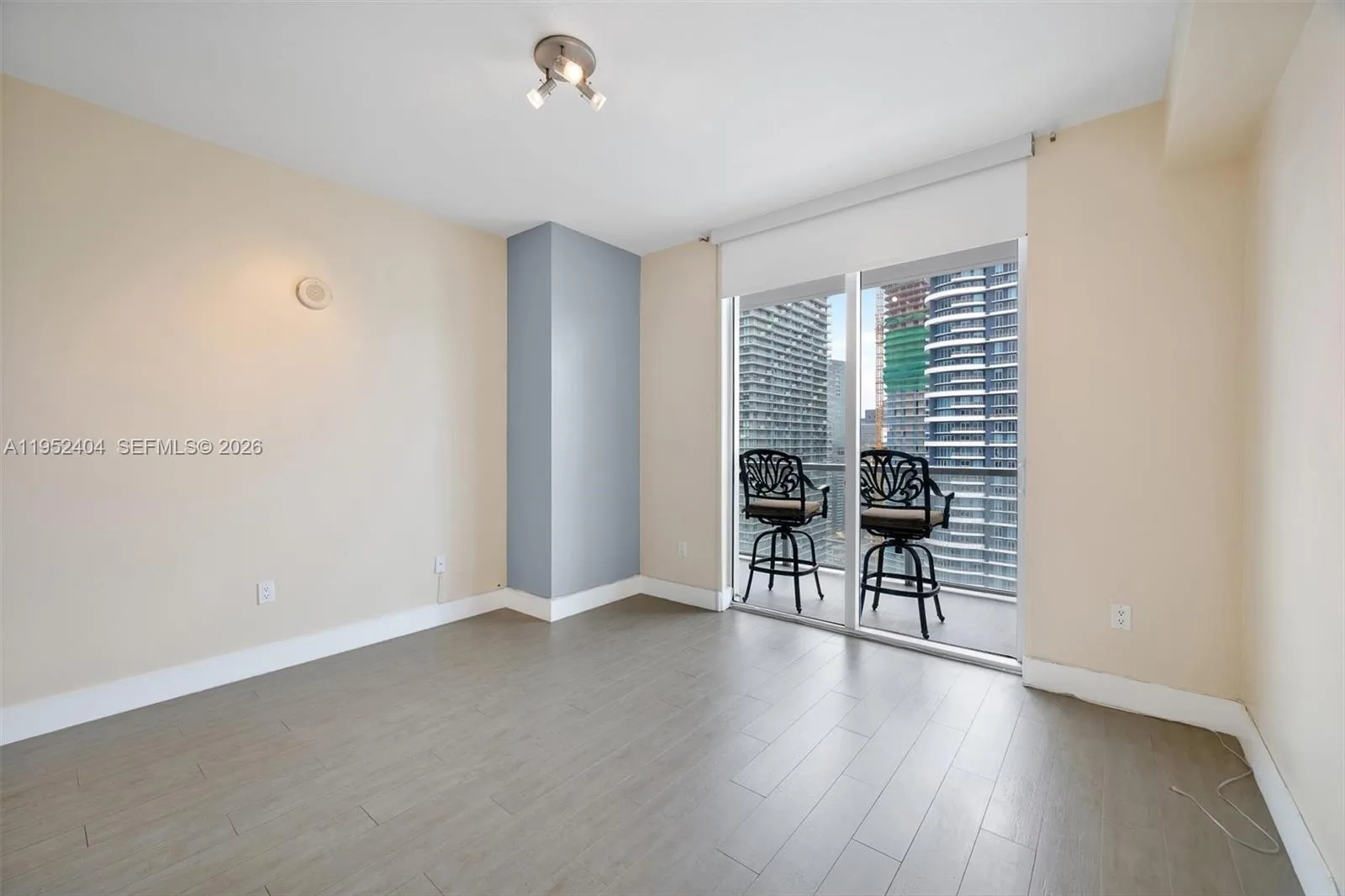 79 SW 12th St # 4004S, Miami, FL 33130 photo 11