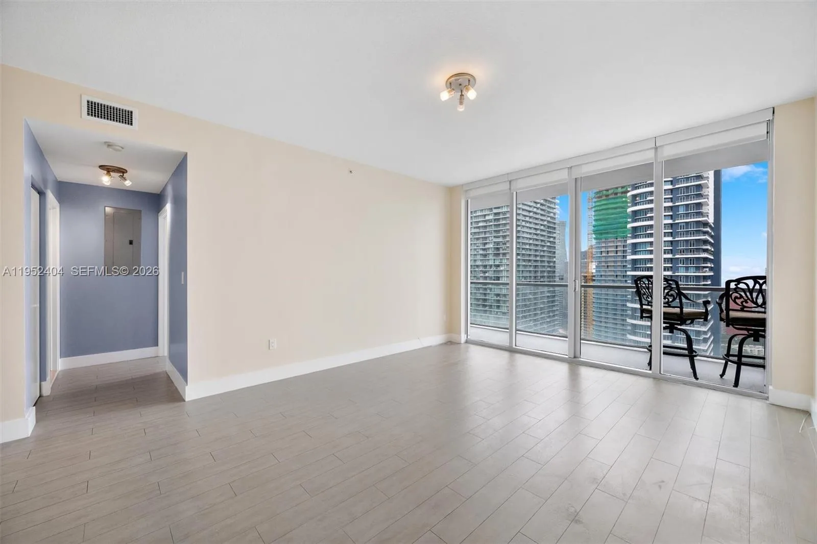 79 SW 12th St # 4004S, Miami, FL 33130 photo 9