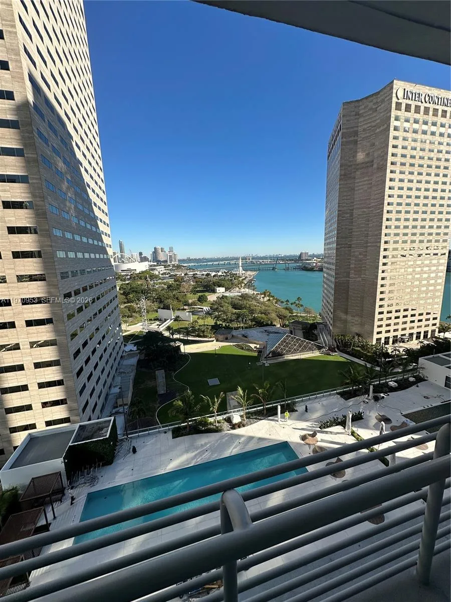 One Miami Unit 2016 at 325 S Biscayne Blvd # 2016, Miami, FL 33131 — photo 1
