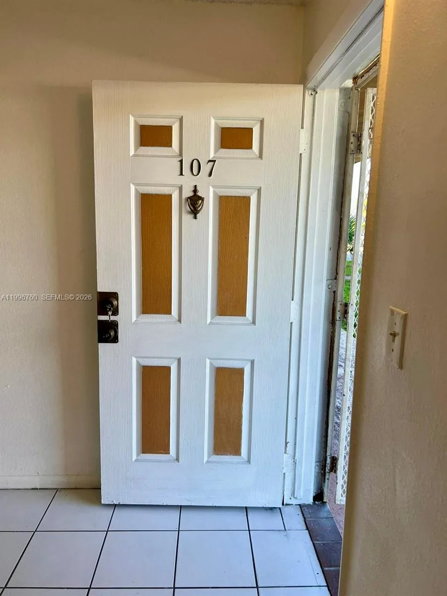 291 NW 177th St # C-107, Miami Gardens, FL 33169 photo 6