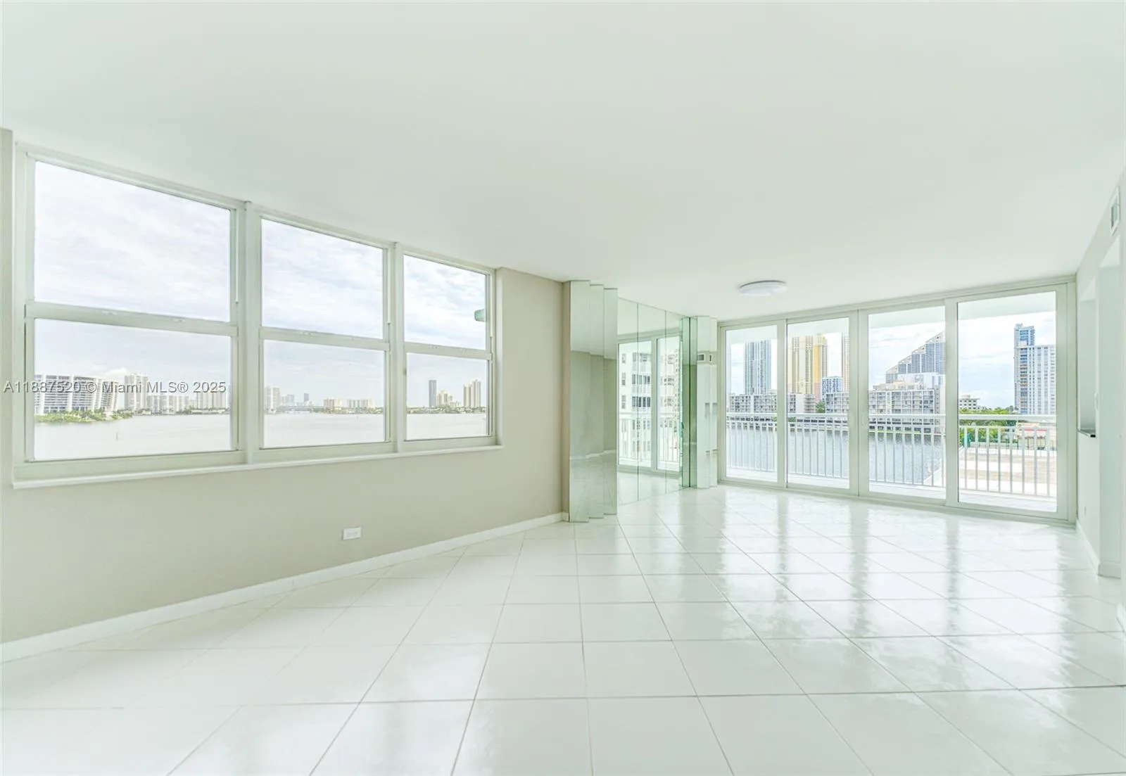 301 174th St # 618, Sunny Isles Beach, FL 33160 photo 11