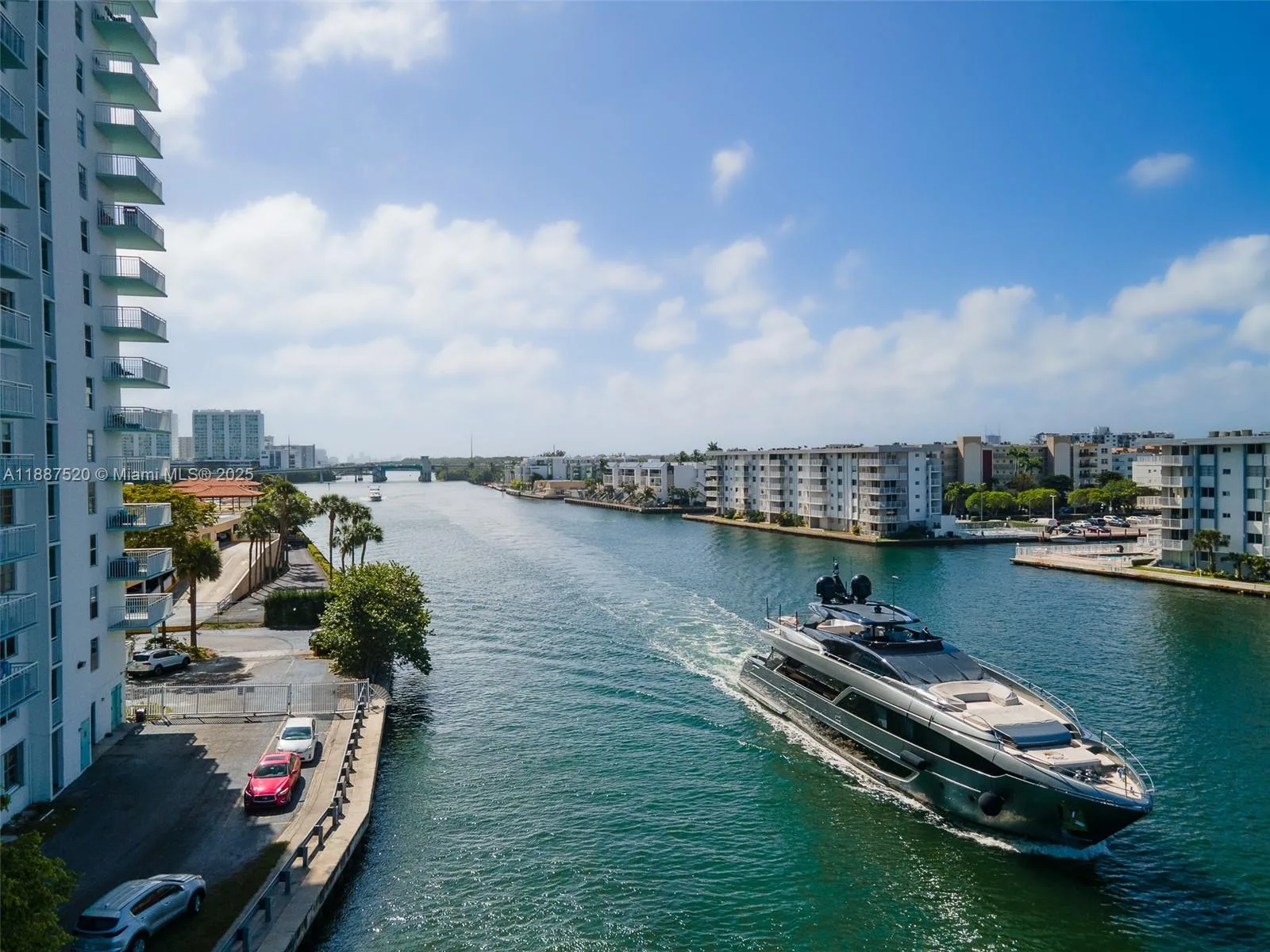 301 174th St # 618, Sunny Isles Beach, FL 33160 photo 3