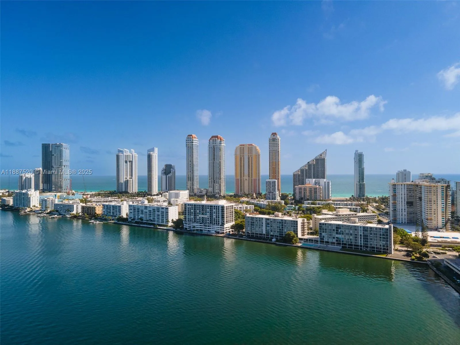 301 174th St # 618, Sunny Isles Beach, FL 33160 photo 4