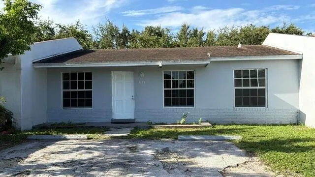 3124 NW 196th Street, Miami Gardens, FL 33056