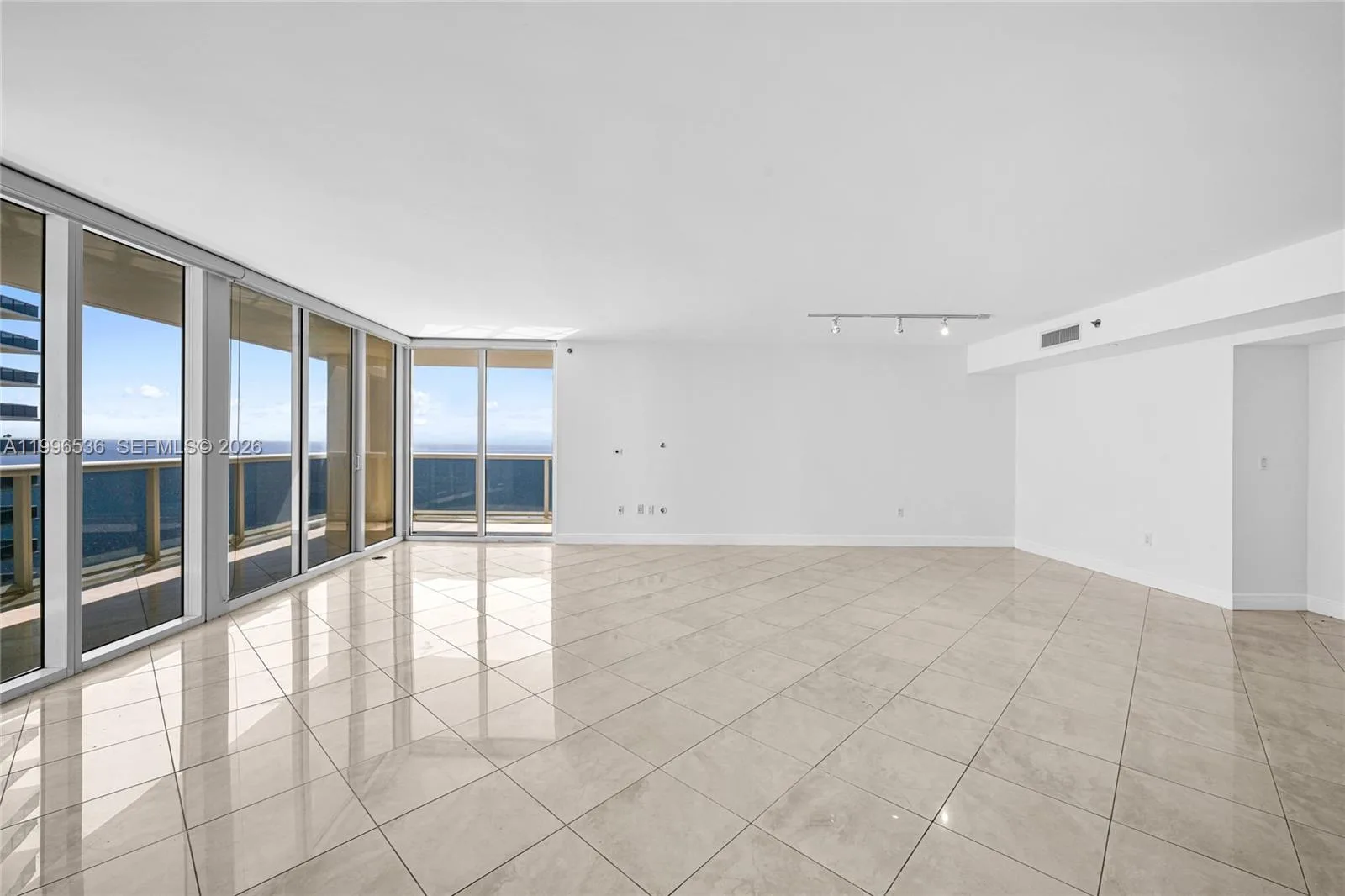 1850 S Ocean Dr # 3510, Hallandale Beach, FL 33009 photo 6