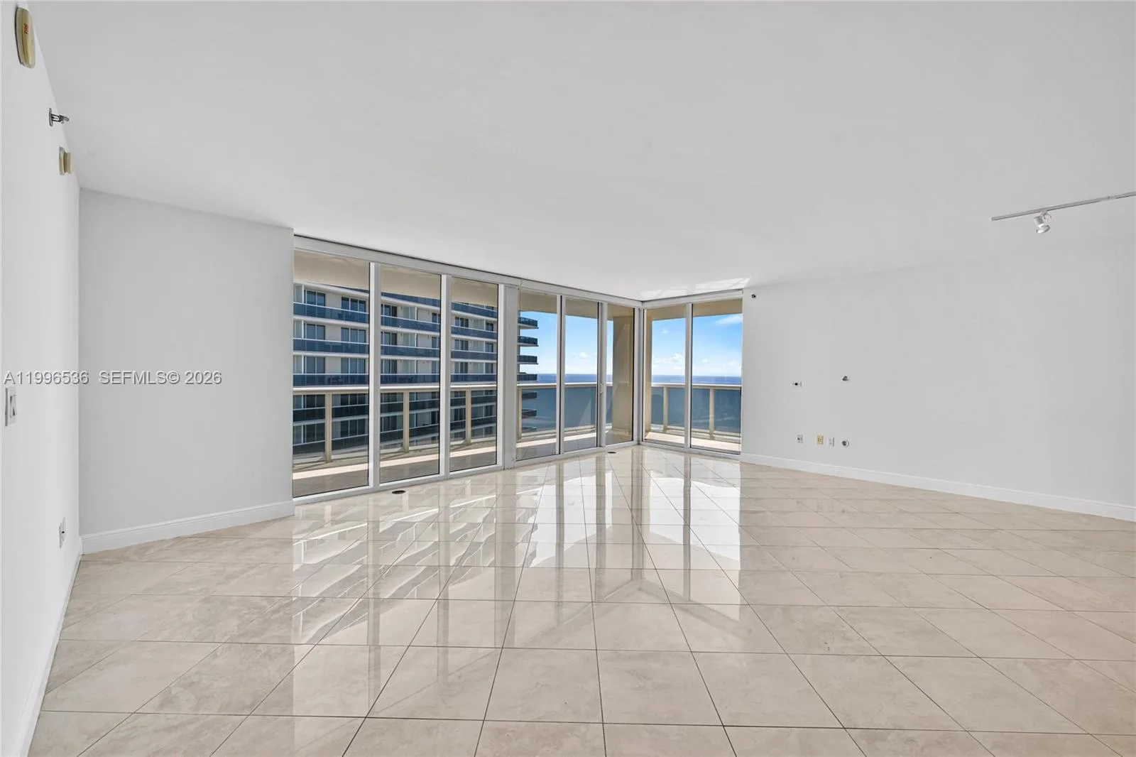 1850 S Ocean Dr # 3510, Hallandale Beach, FL 33009 photo 7