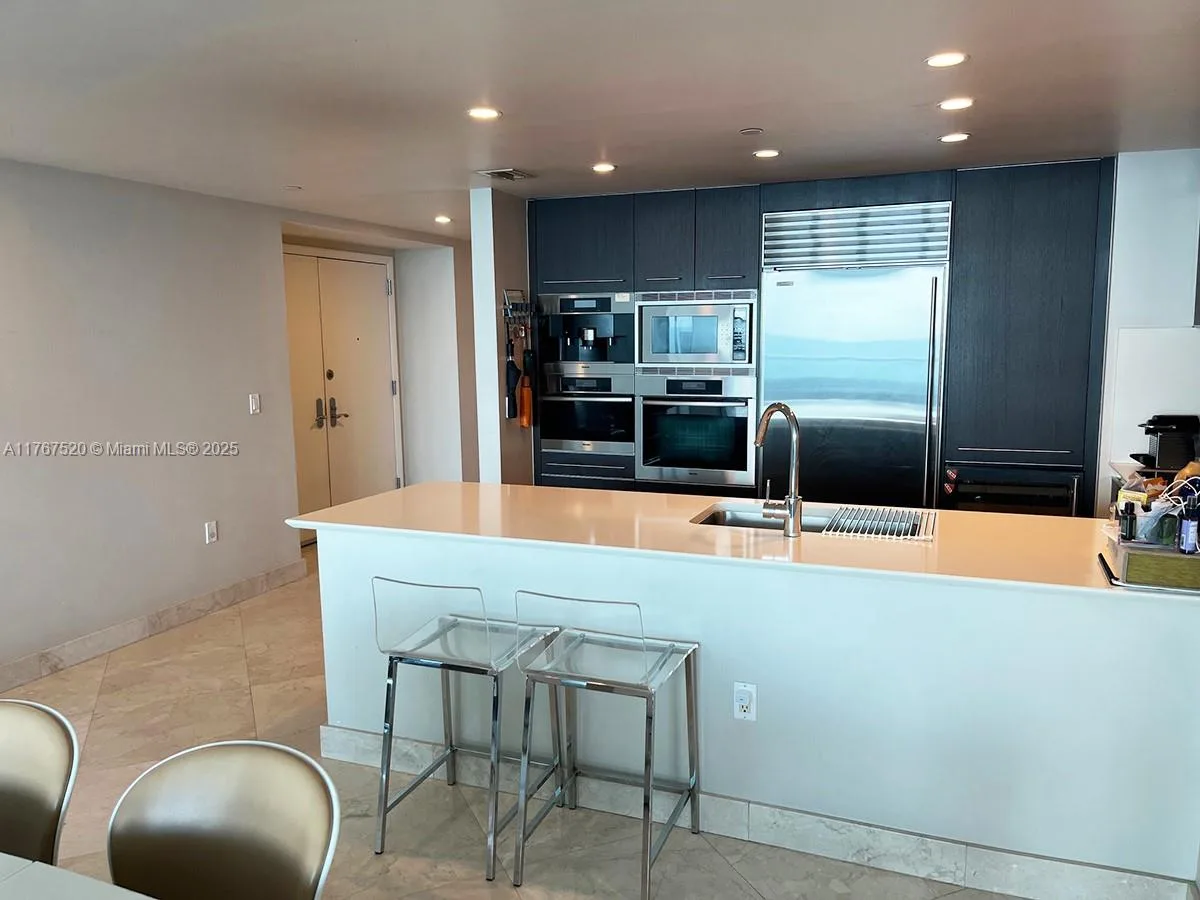 17001 E Collins Ave # 1404, Sunny Isles Beach, FL 33160 photo 3