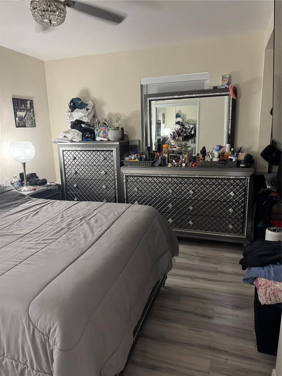 52 E 50th Pl, Hialeah, FL 33013 photo 11