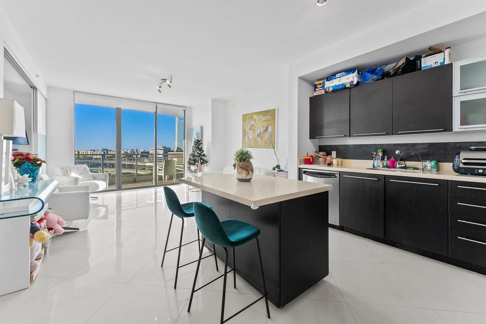 90 SW 3rd Street # 1410, Miami, FL 33130