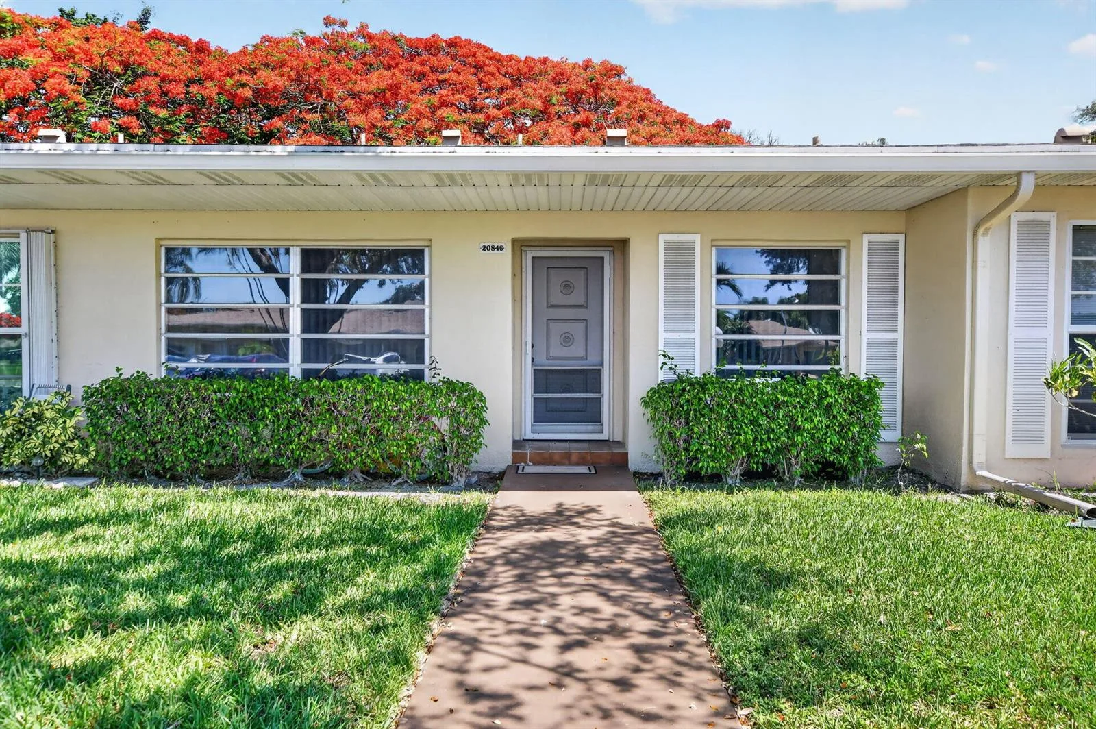 20846 Vinesta Circle, Boca Raton, FL 33433