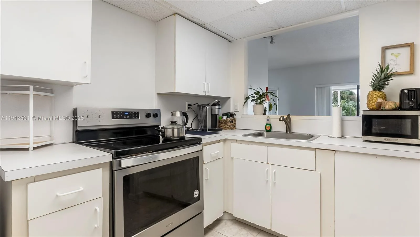 500 Bayview Dr # 117, Sunny Isles Beach, FL 33160 photo 6