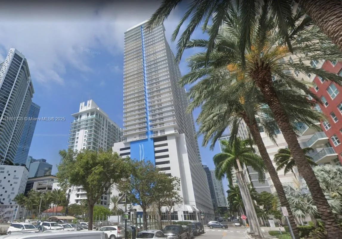 1200 Brickell Bay Dr # 3506, Miami, FL 33131