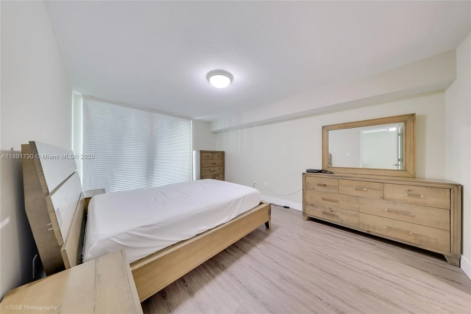 1200 Brickell Bay Dr # 3506, Miami, FL 33131 photo 10