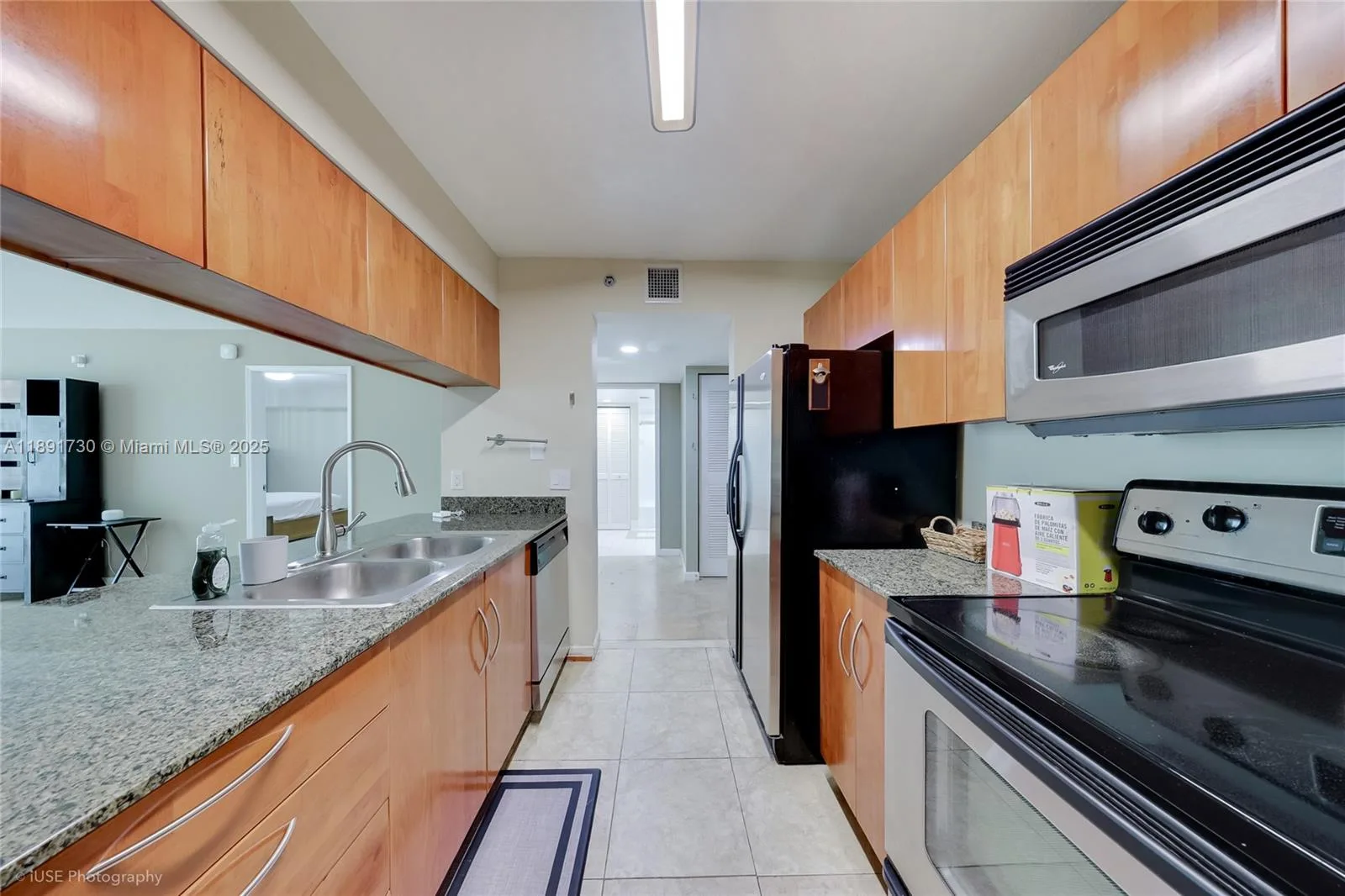 1200 Brickell Bay Dr # 3506, Miami, FL 33131 photo 3