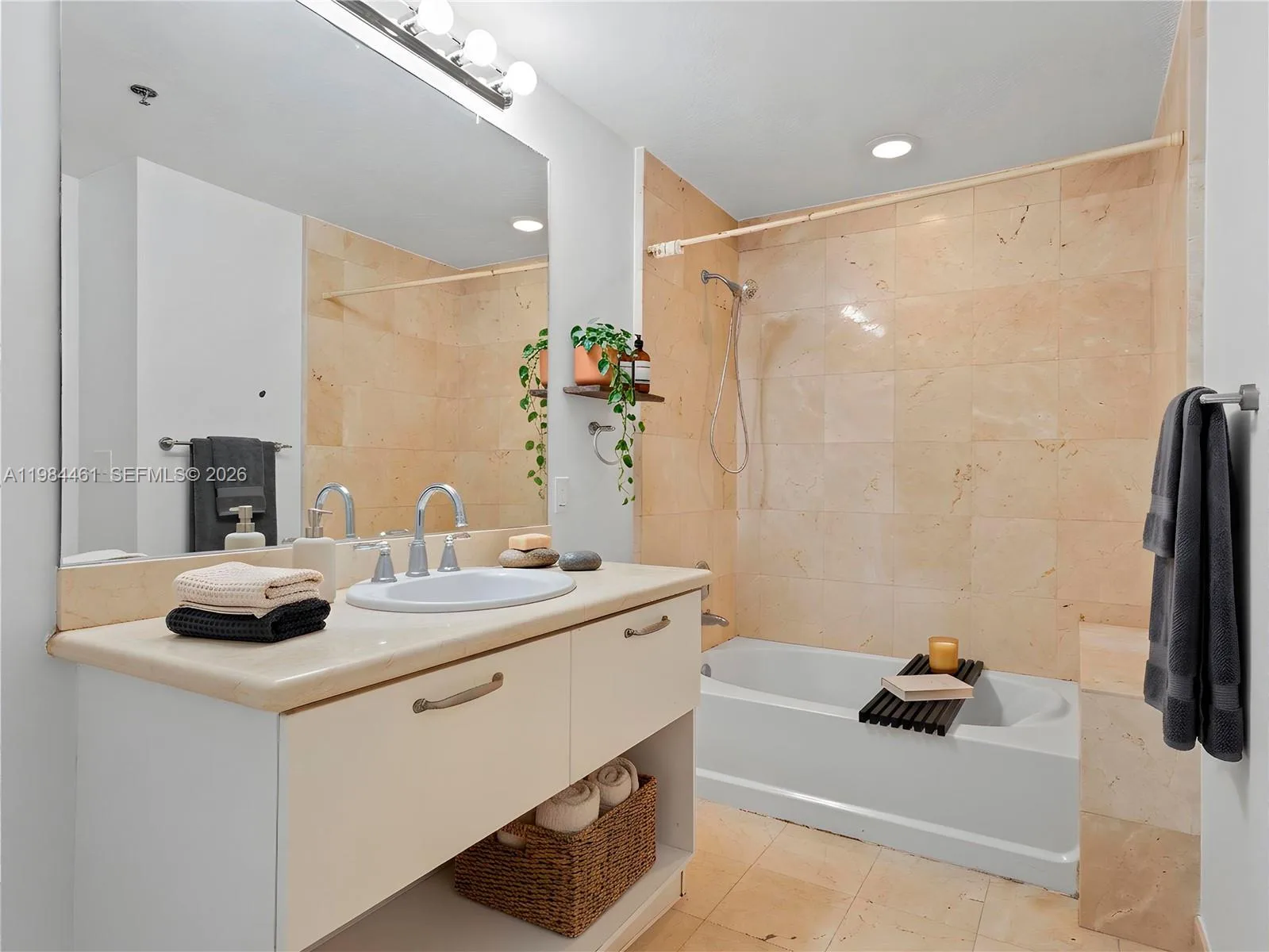 6515 Collins Ave # 1610, Miami Beach, FL 33141 photo 3