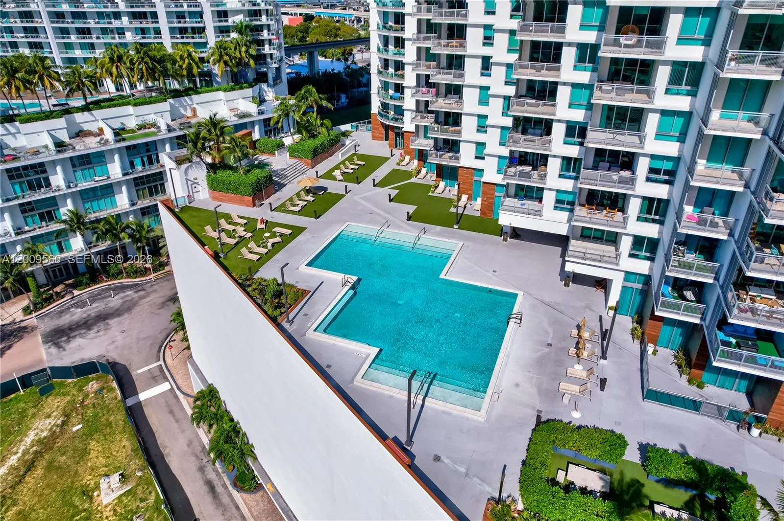 350 S Miami Ave # 1703, Miami, FL 33130 photo 8