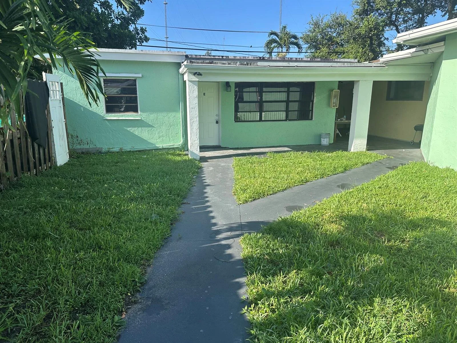 6128 SW 40th Street # E, Miramar, FL 33023