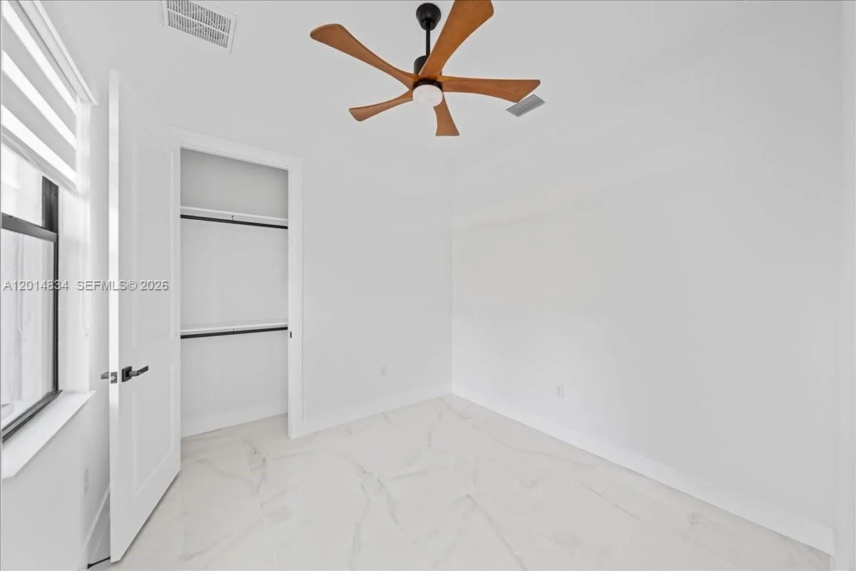 626 BEACH AVE S, Lehigh Acres, FL 33974