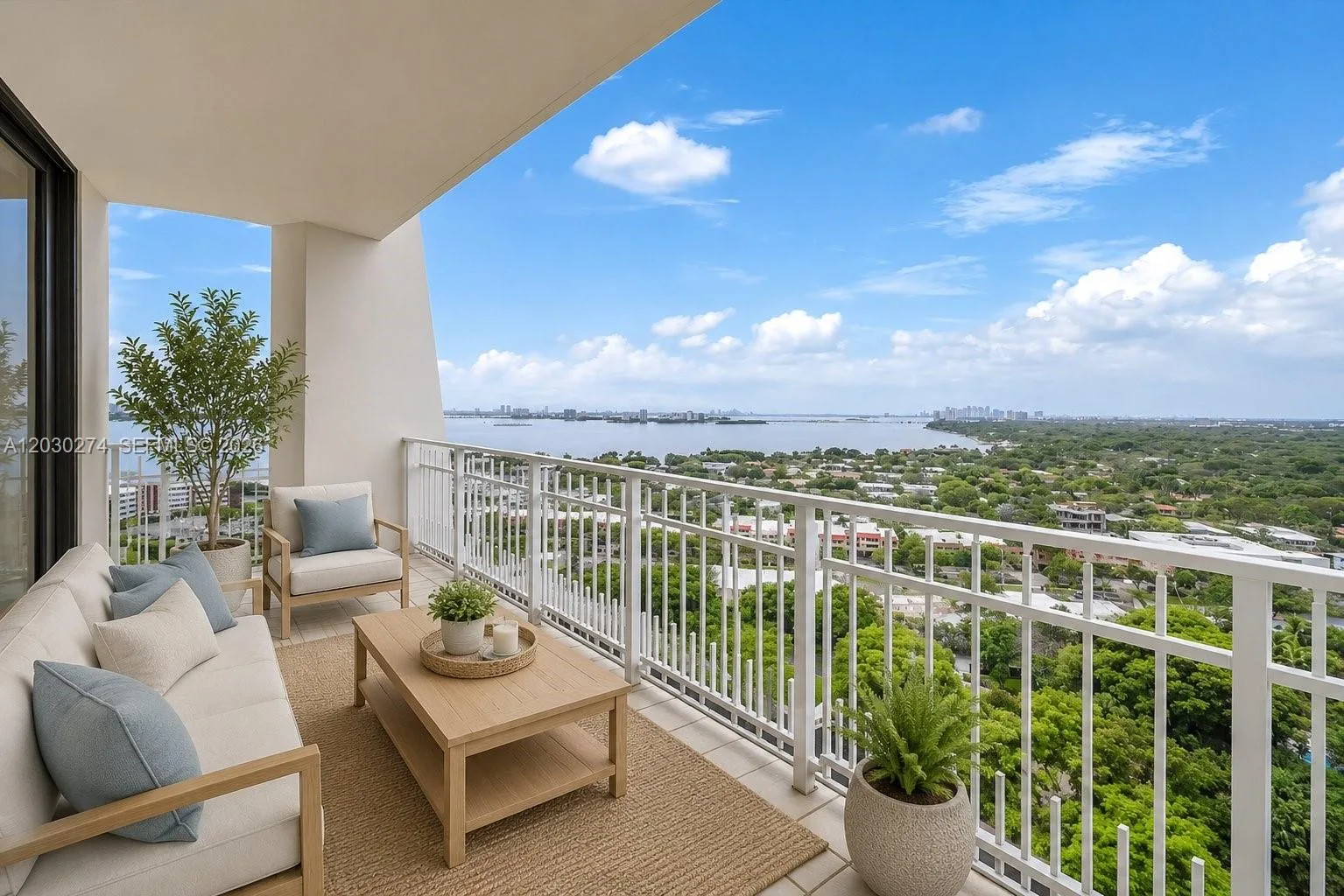 1000 Quayside Ter # TS-10, Miami, FL 33138