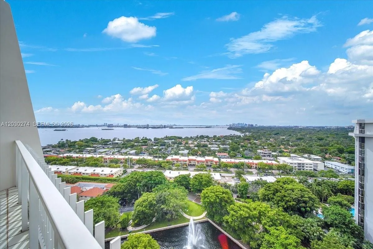 1000 Quayside Ter # TS-10, Miami, FL 33138 photo 12