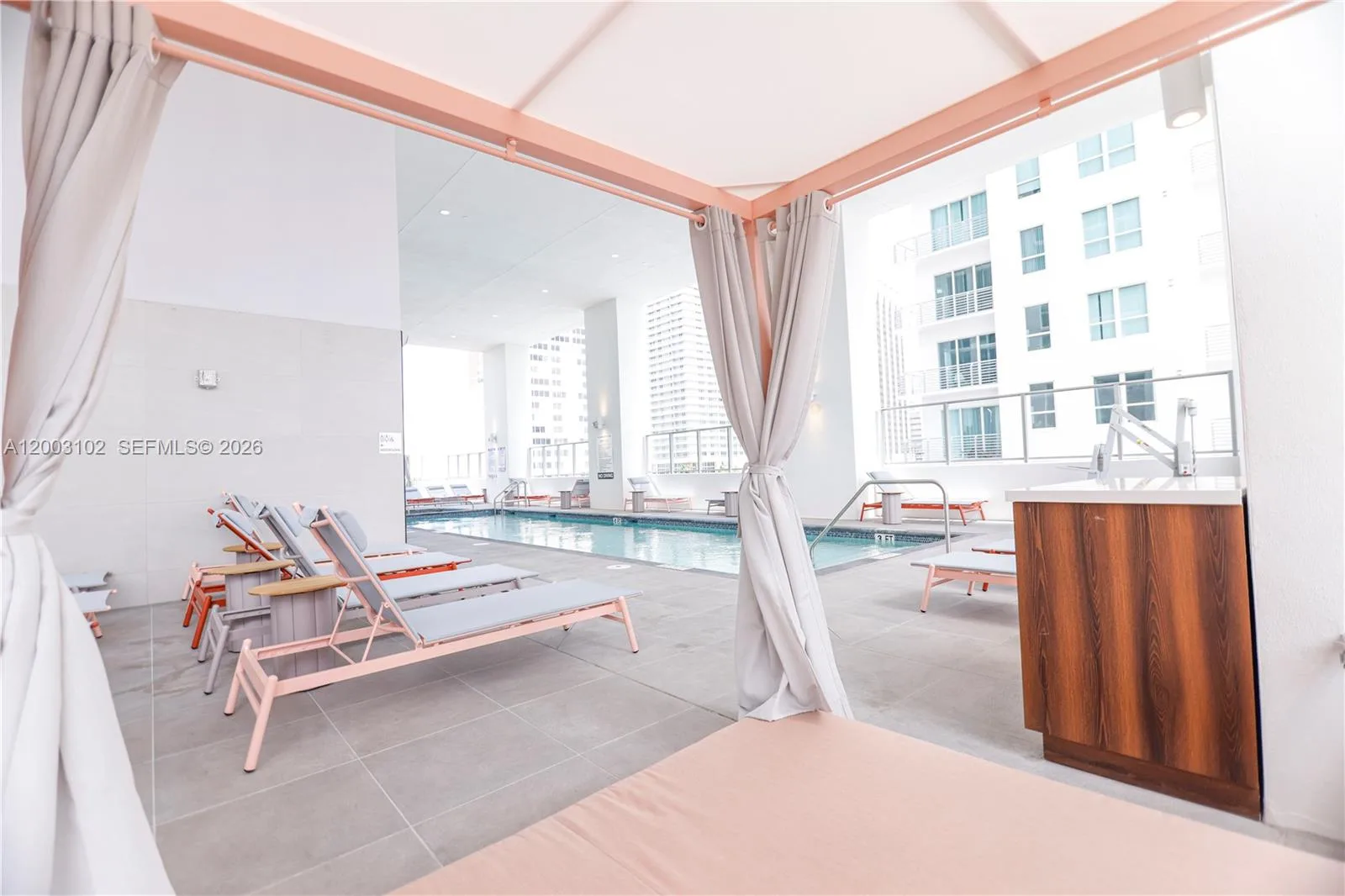 227 NE 2nd St # 2601, Miami, FL 33132 photo 10
