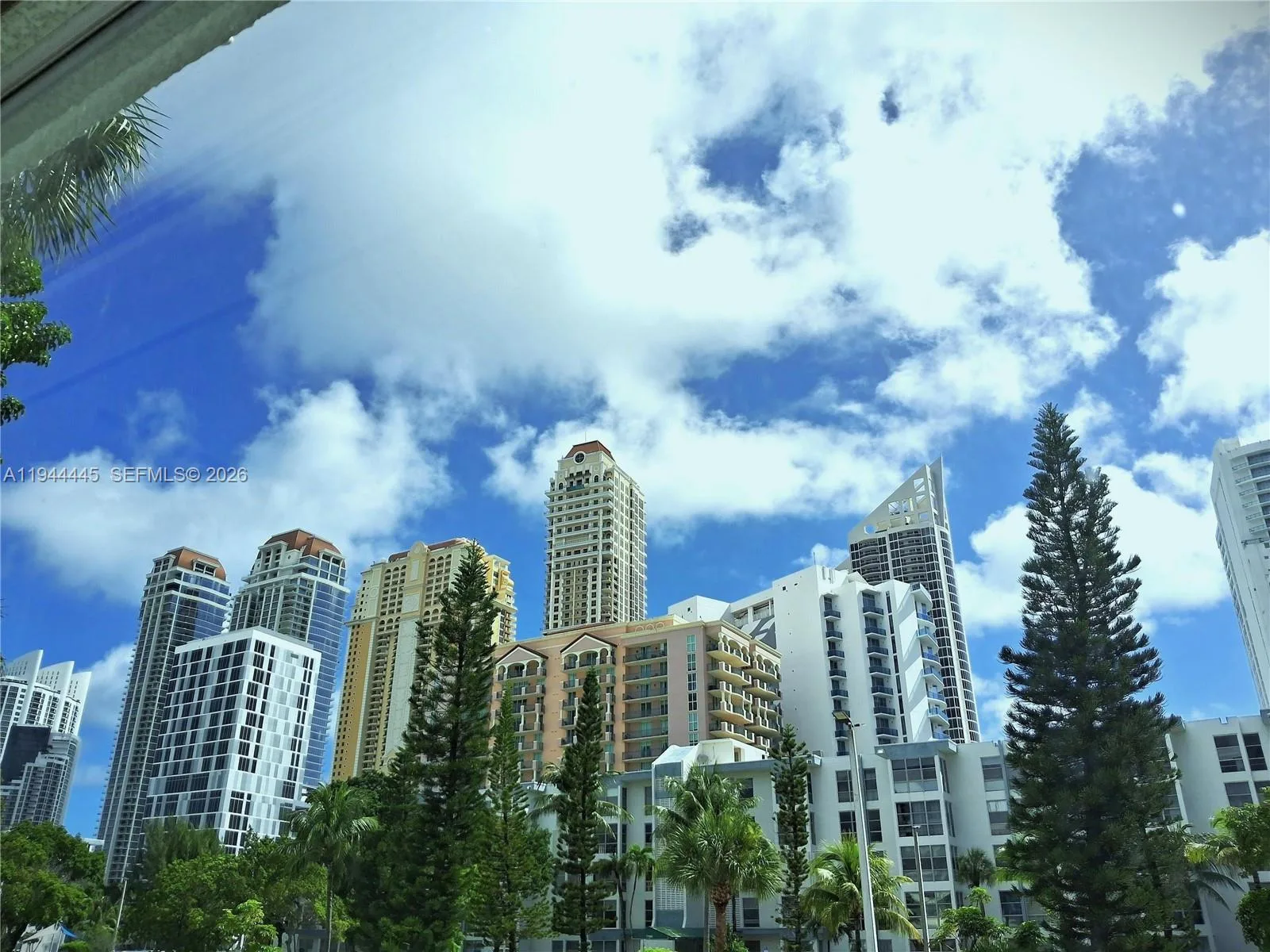 17570 Atlantic Blvd # 104, Sunny Isles Beach, FL 33160 photo 4