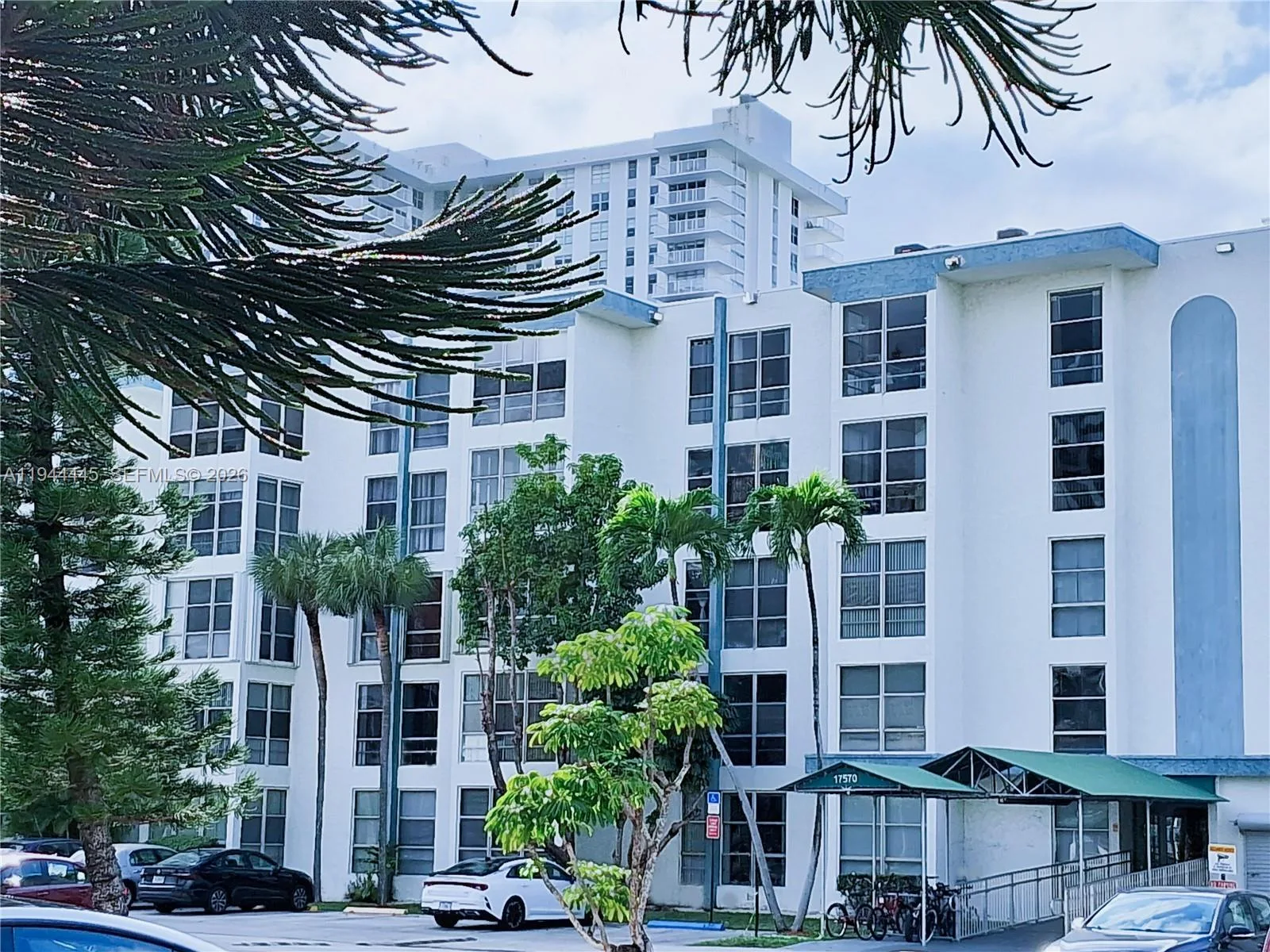 17570 Atlantic Blvd # 104, Sunny Isles Beach, FL 33160 photo 5