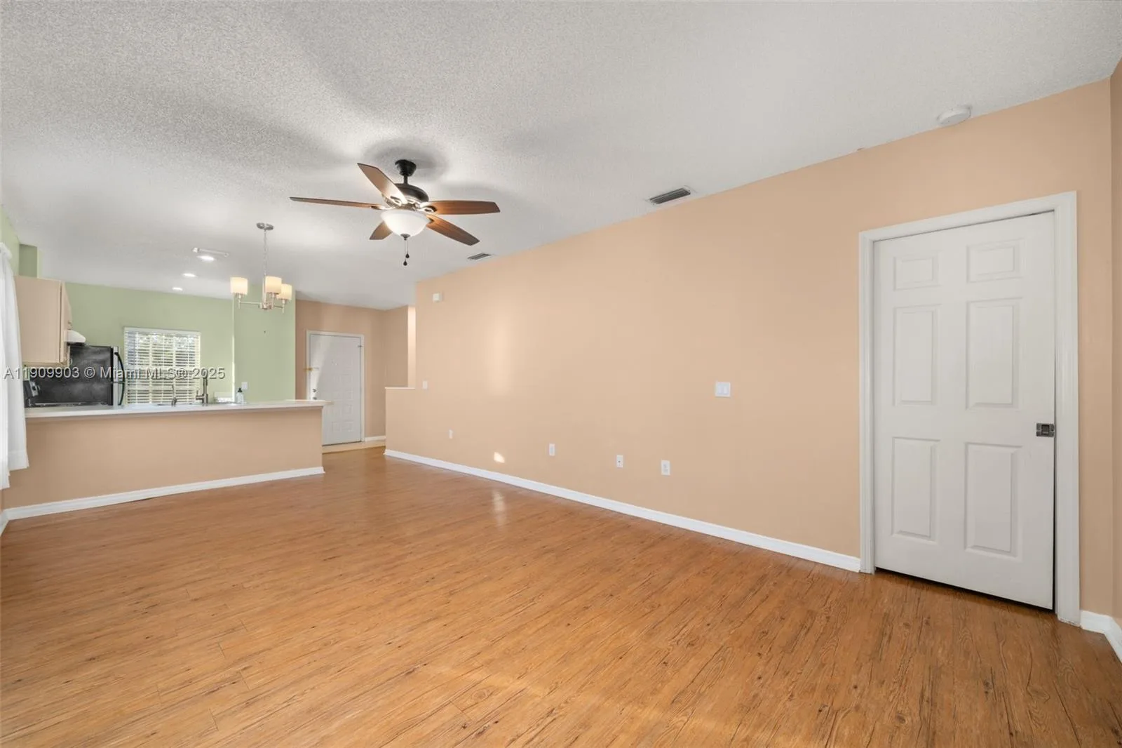 4206 Dunn Avenue, Sebring, FL 33875 photo 4