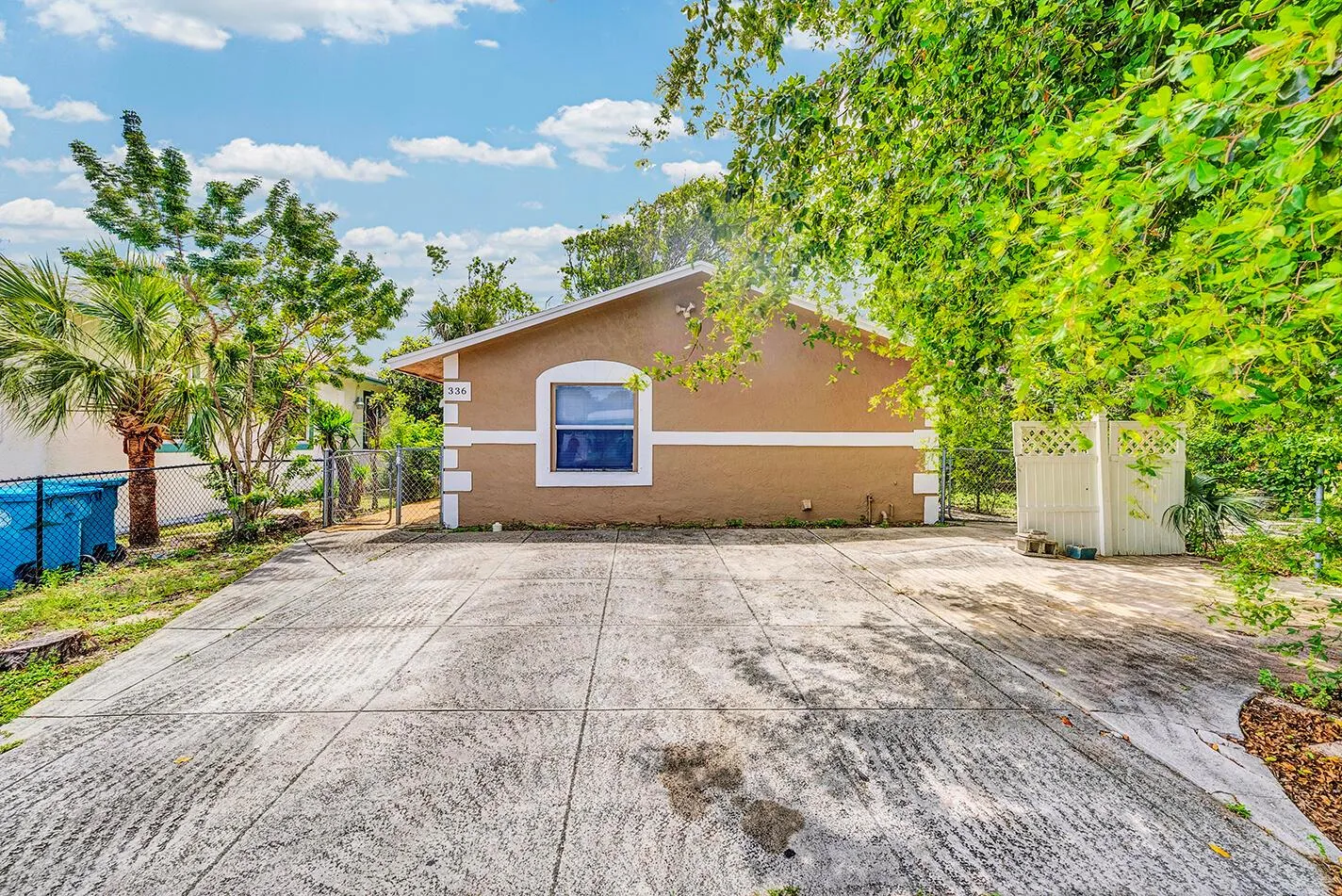 336 NE 12th Avenue, Boynton Beach, FL 33435