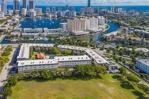 270 LAYNE Boulevard # 308, Hallandale Beach, FL 33009 photo 4