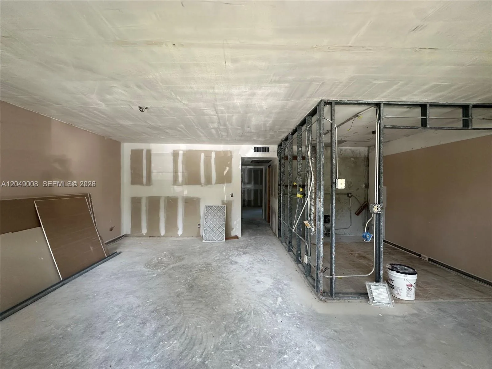 101 SW 132nd Way # 112J, Pembroke Pines, FL 33027