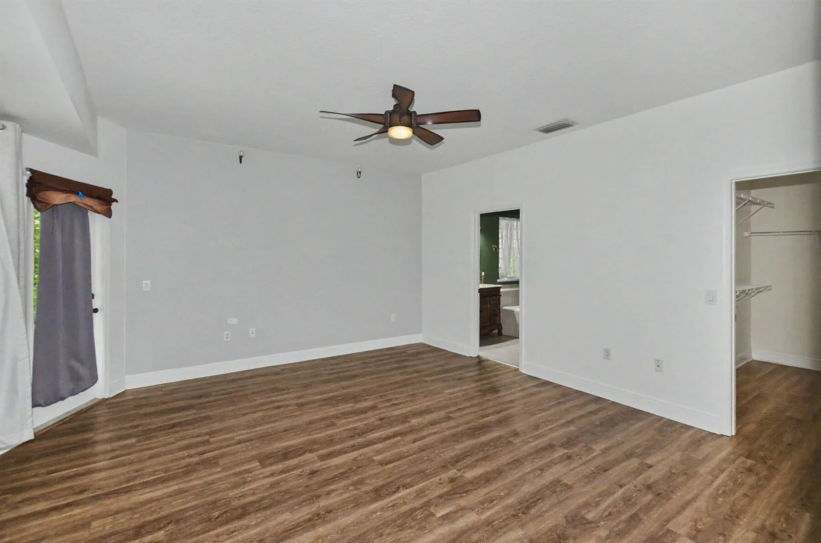 7340 35th Court, Vero Beach, FL 32967 photo 9