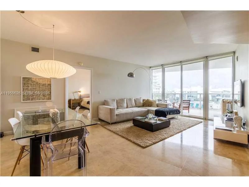 400 Alton Rd # 705, Miami Beach, FL 33139 photo 3
