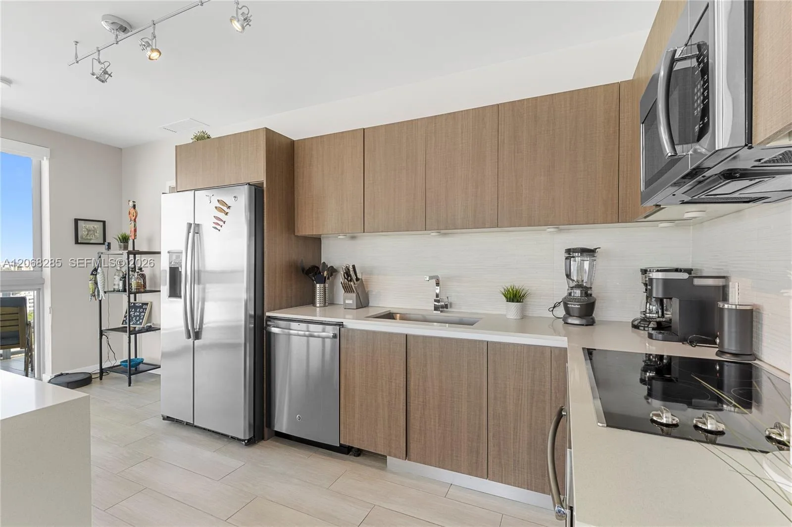1600 SW 1st Ave # 1202, Miami, FL 33129 photo 8