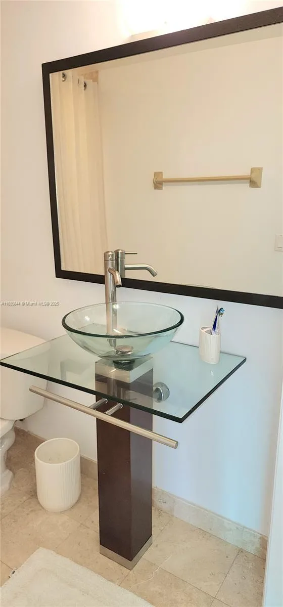 350 S Miami Ave # 3214, Miami, FL 33130 photo 10