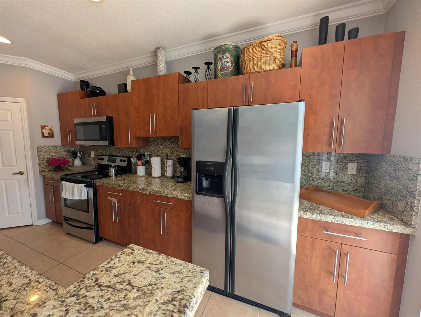 238 SE 2ND Avenue, Hallandale Beach, FL 33009 photo 10