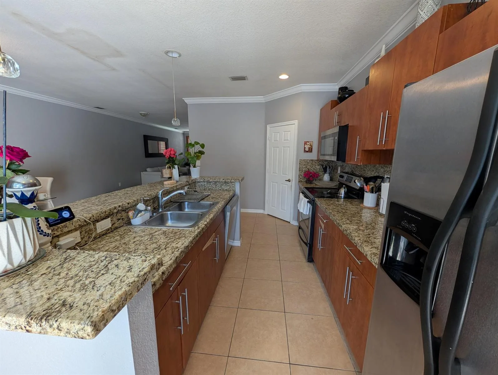 238 SE 2ND Avenue, Hallandale Beach, FL 33009 photo 11
