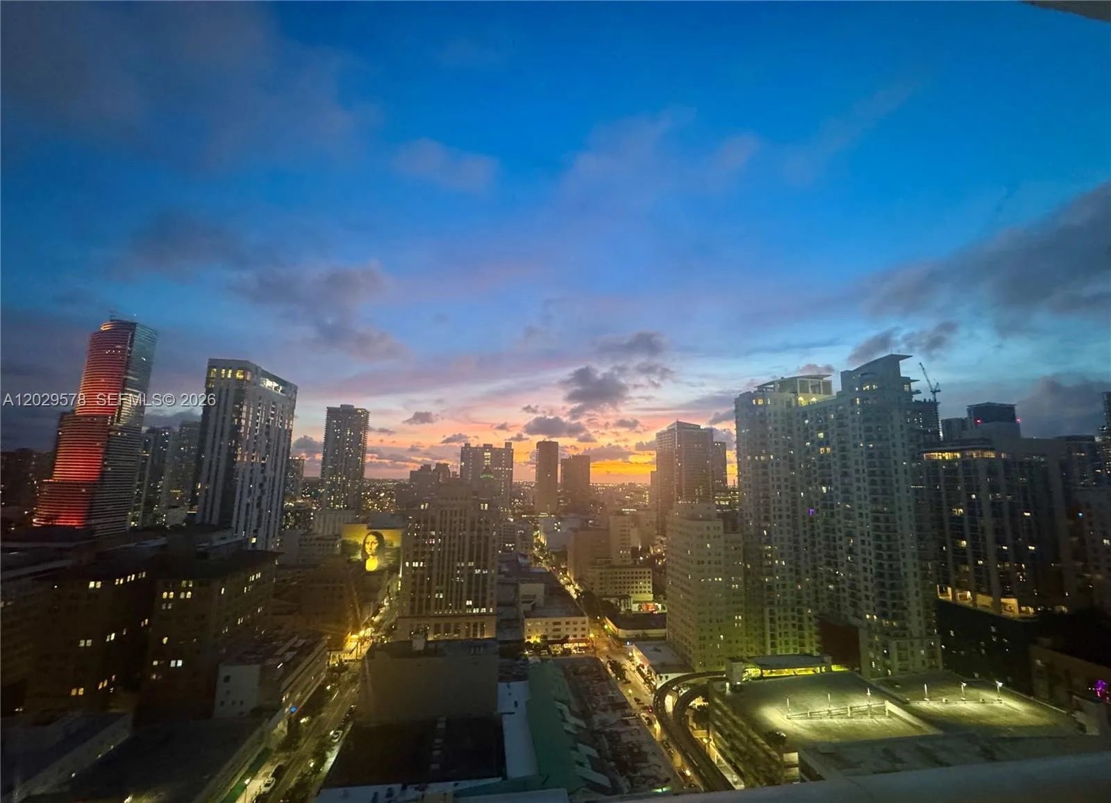 50 Biscayne Blvd # 2707, Miami, FL 33132