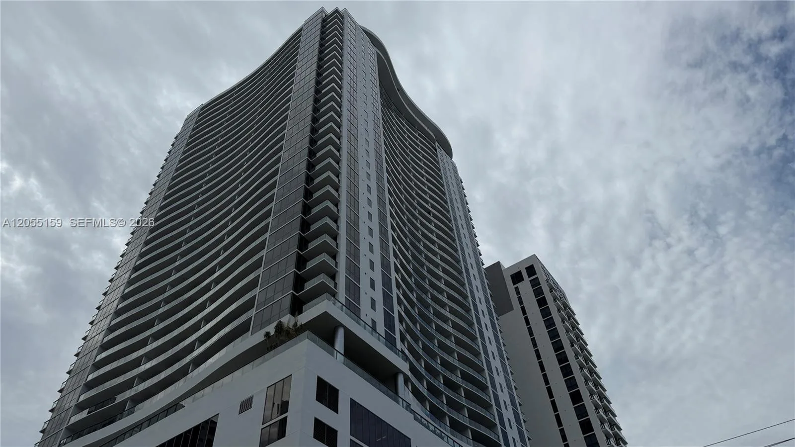 1600 NE 1st Ave # 2511, Miami, FL 33132