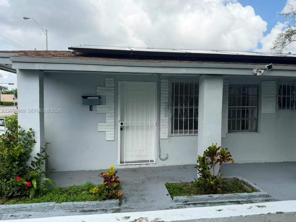 1049 NW 95th St # A2, Miami, FL 33150