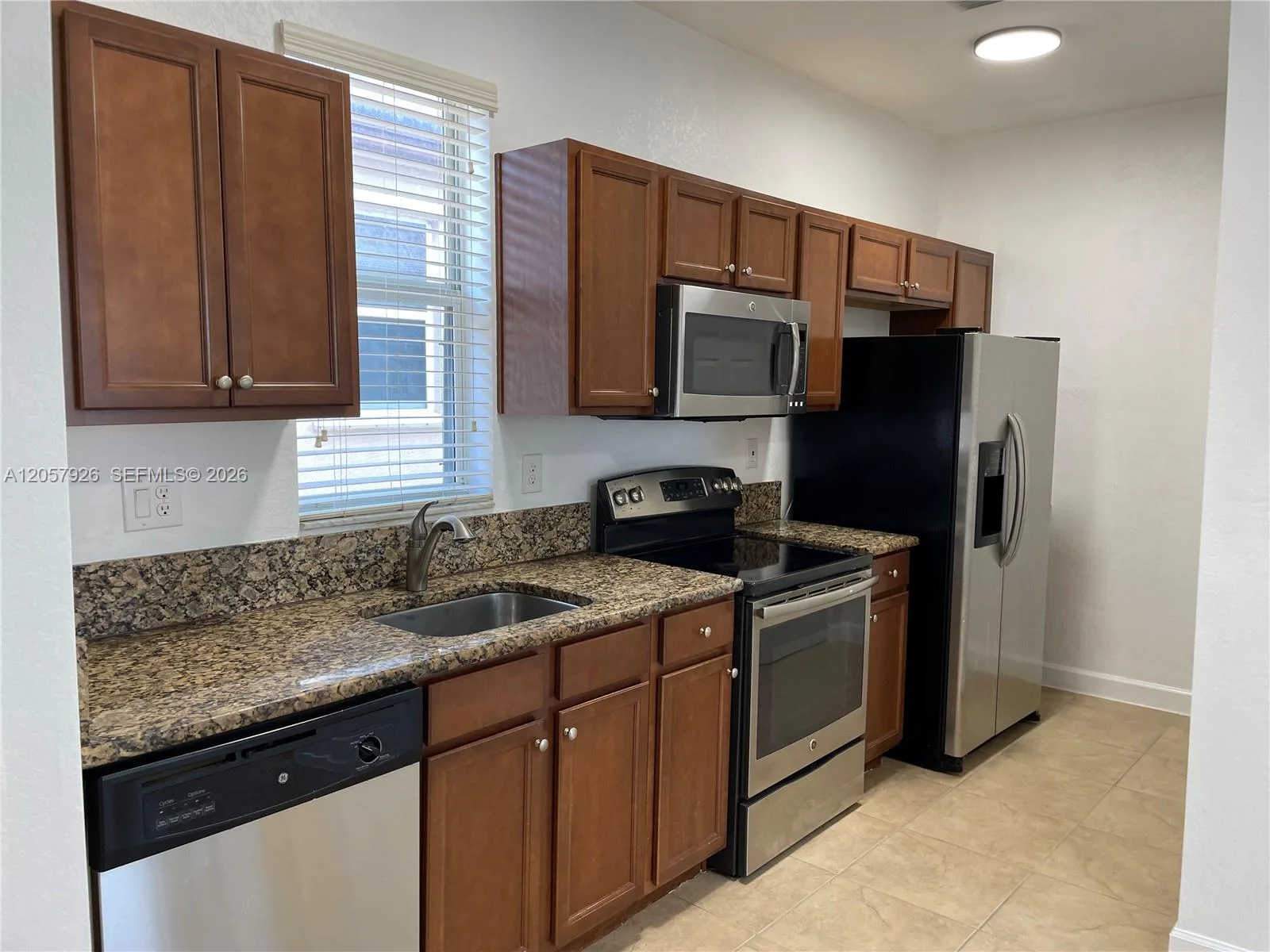 9341 SW 170th Psge # Studio, Miami, FL 33196 photo 2