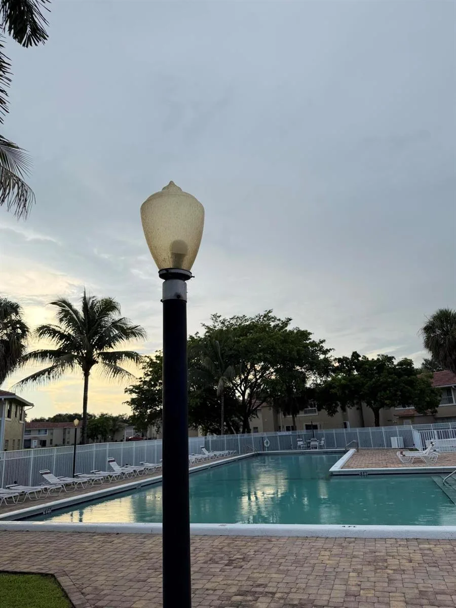 9980 TWIN LAKES Drive # 35-C, Coral Springs, FL 33071