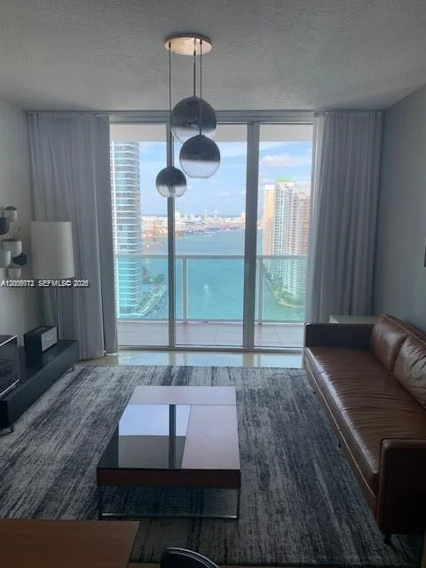 31 SE 5th St # 3512, Miami, FL 33131