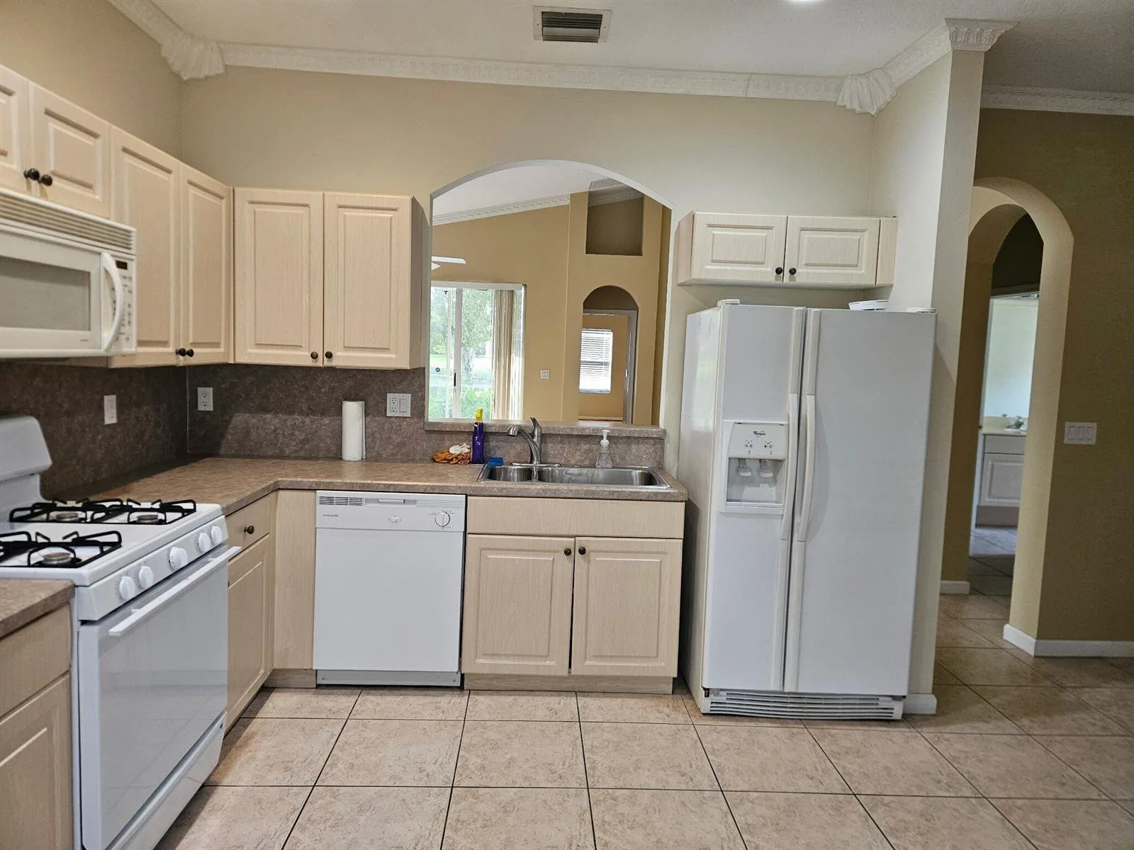 394 NW BREEZY POINT Loop, Port St. Lucie, FL 34986 photo 12