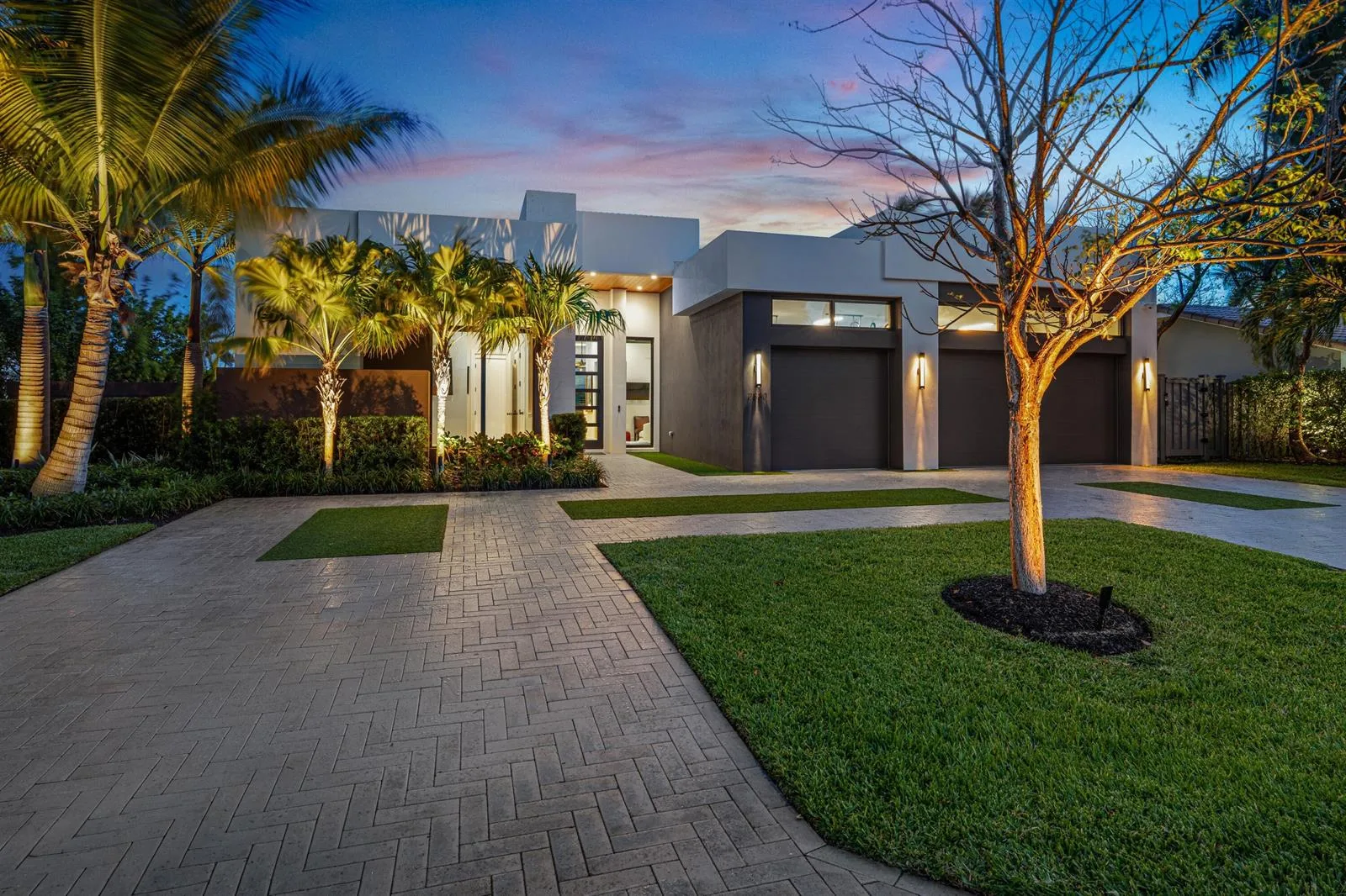 2880 NE 35th Street, Lighthouse Point, FL 33064