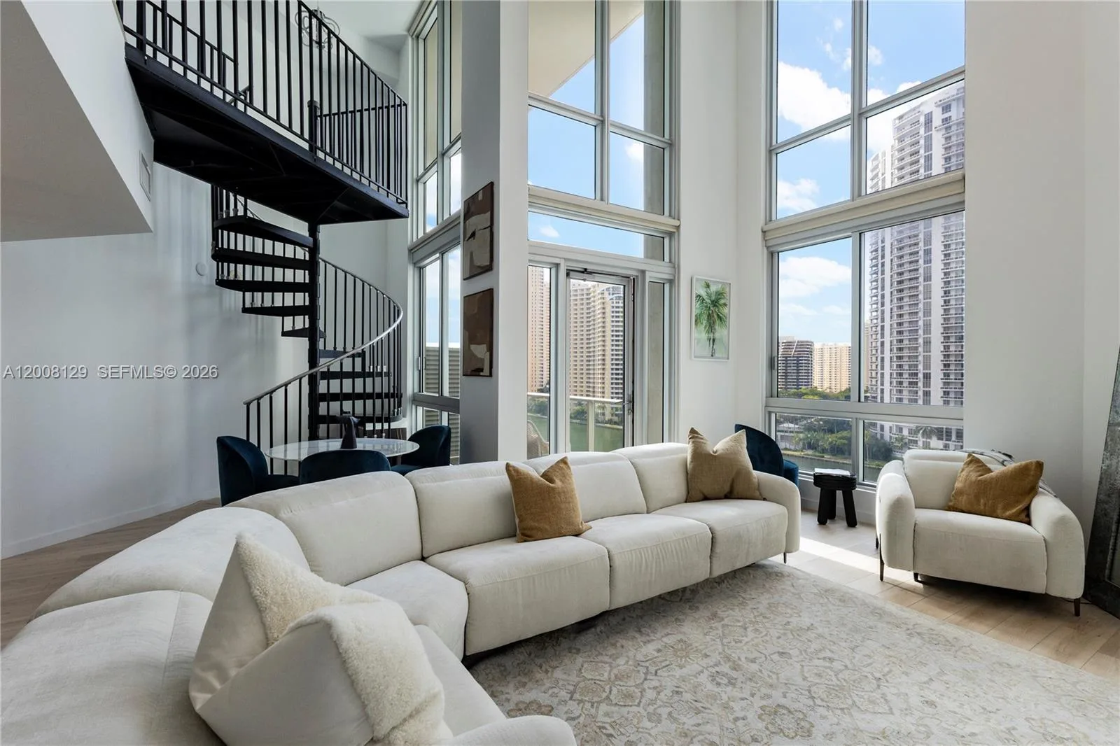 300 S Biscayne Blvd # L-1014, Miami, FL 33131