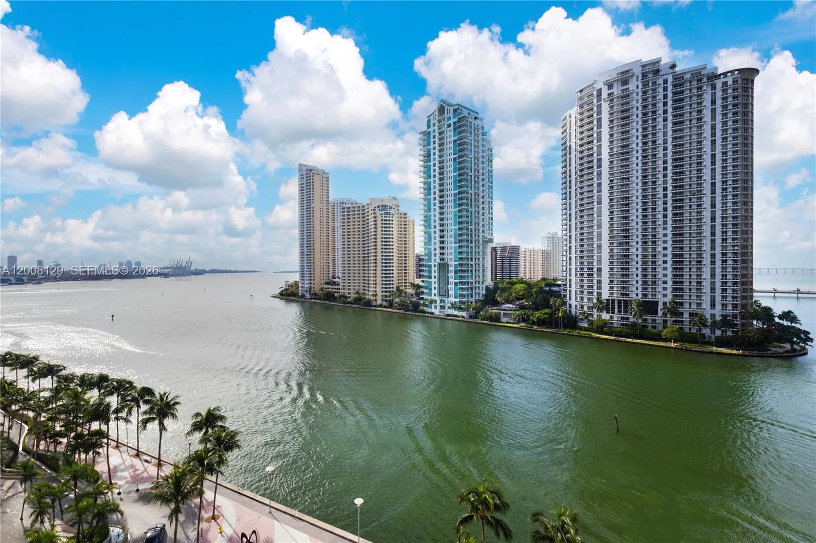 300 S Biscayne Blvd # L-1014, Miami, FL 33131 photo 5