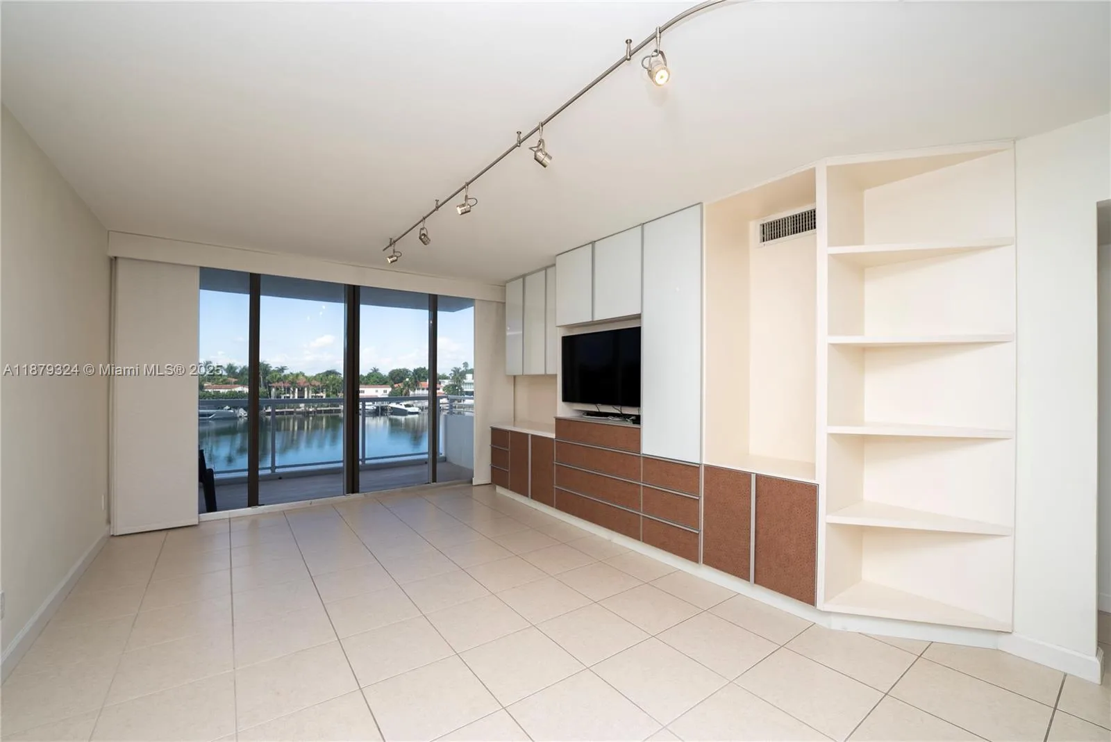 5600 Collins Ave # 4H, Miami Beach, FL 33140 photo 12