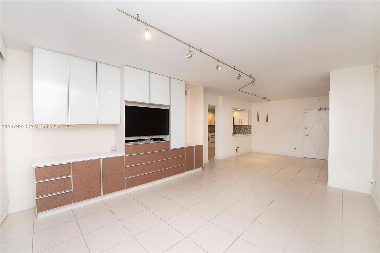 5600 Collins Ave # 4H, Miami Beach, FL 33140 photo 13