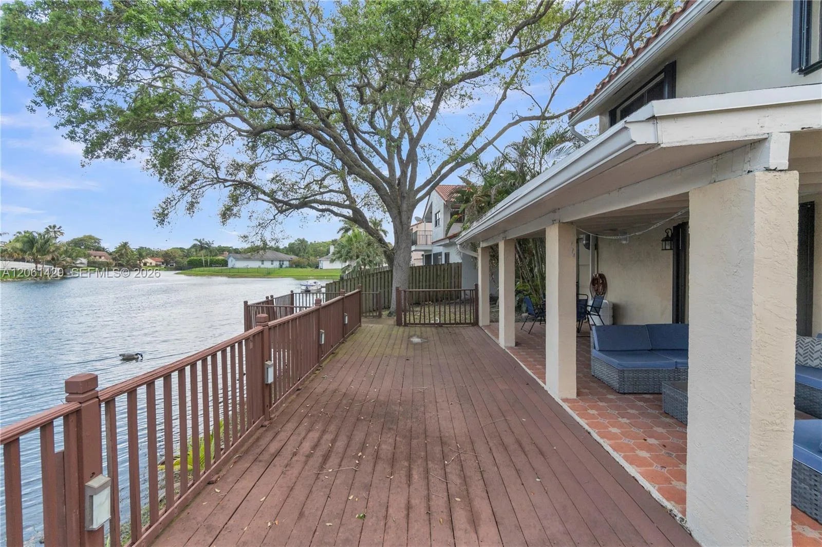2905 Begonia Way, Cooper City, FL 33026 photo 4
